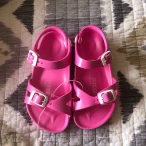 New kids Birkenstock